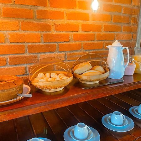 Pousada E Restaurante Casarao Passa Quatro Kültér fotó